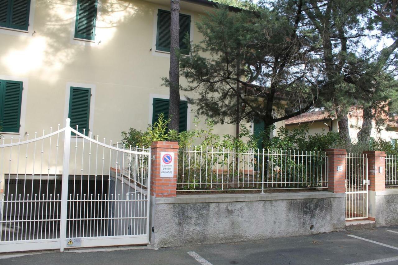 Liberius A Soli 100M Dal Mare Marina di Castagneto Carducci Exterior foto